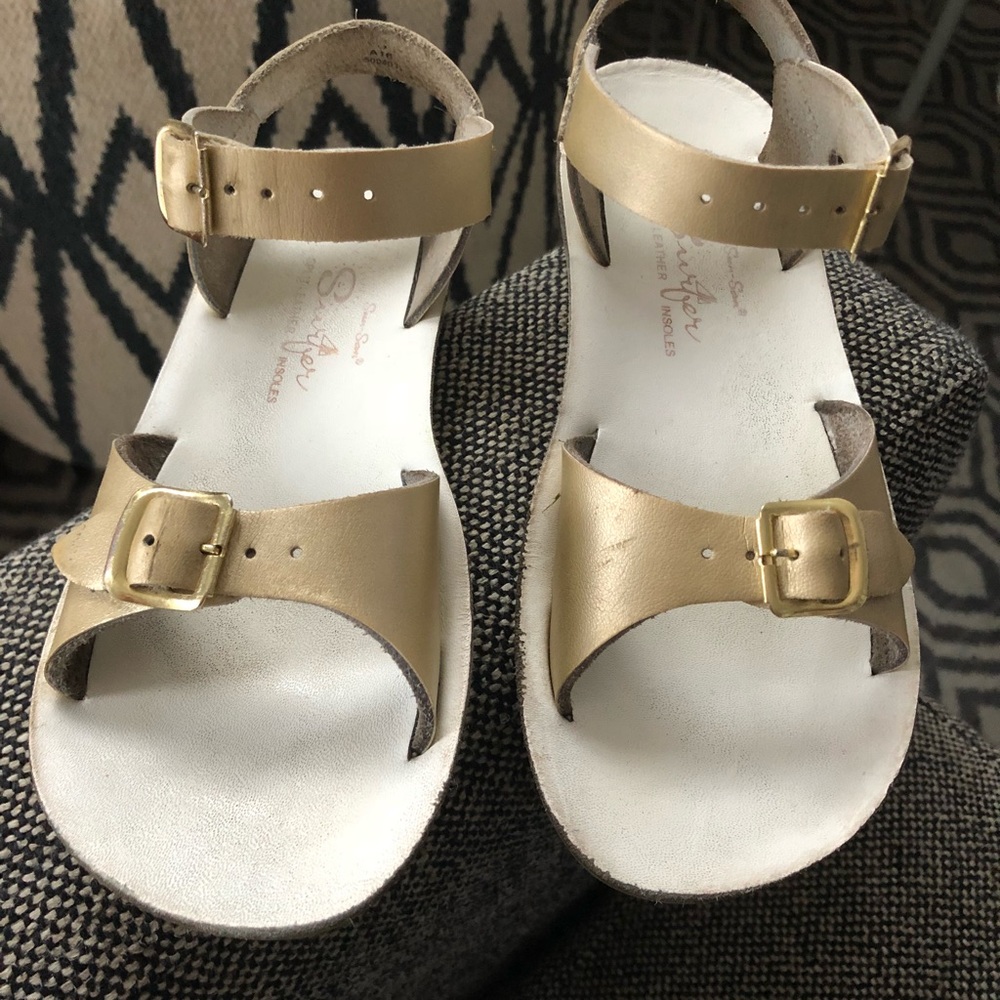 Girl’s Salt Water Sandals - gold leather. Size 13